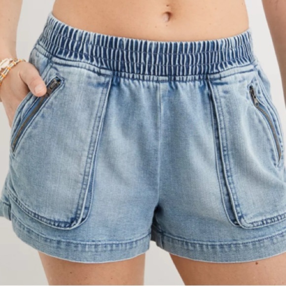 NWT Aerie Boardwalk Denim Chambray Shorts large - Picture 1 of 9